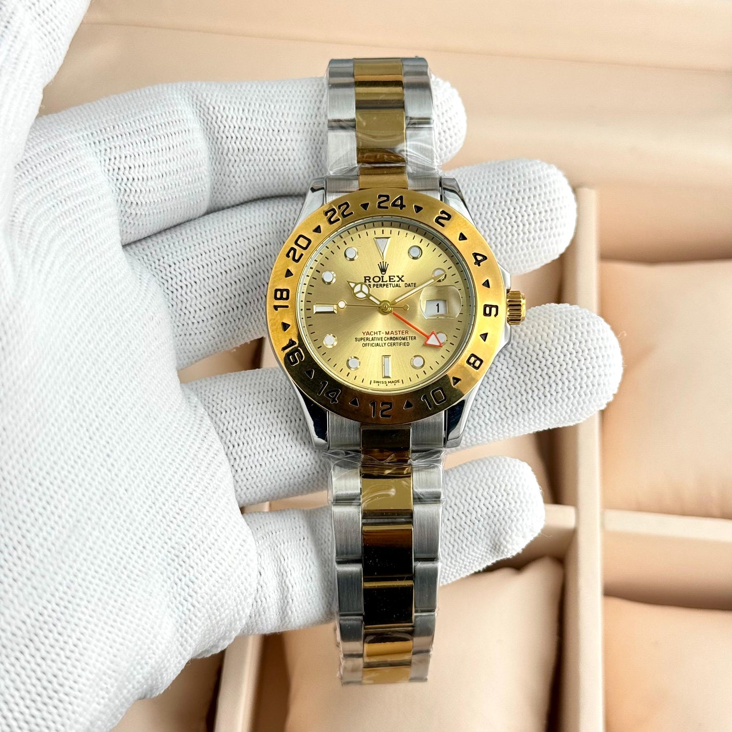 ROLEX WATCH — Oyster Perpetual Date Yacht-Master