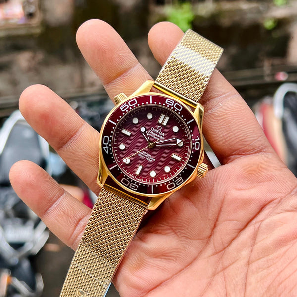OMEGA SEAMASTER — Golden Limited Edition ✨